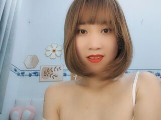 masturbating camgirl YannaWillson