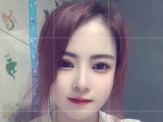 naughty camwhore YiQiao