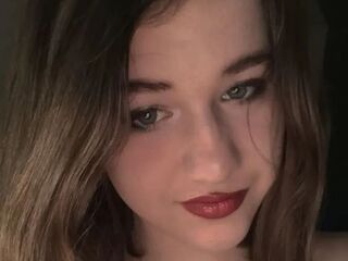 masturbating cam girl ZenobiaLourens