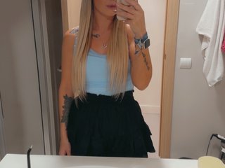 Luna Blondie Lu